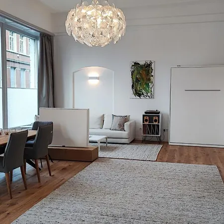 Moderner Luxus In Barockem Gewand Apartment *