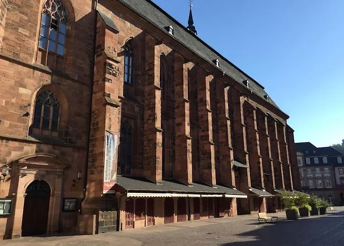 Moderner Luxus In Barockem Gewand