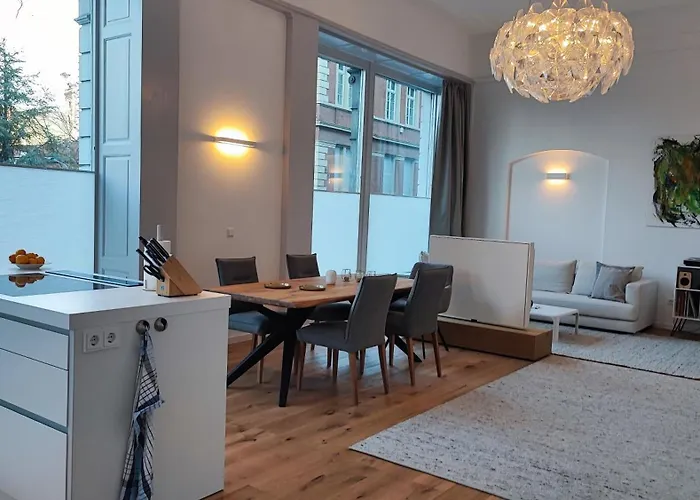 Moderner Luxus In Barockem Gewand Апартаменты